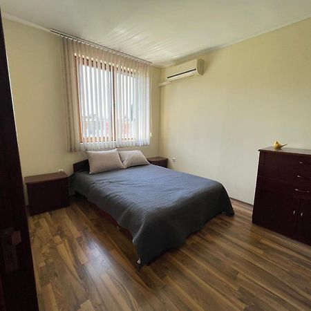 Private Apartments In Apolon Ravda Exteriér fotografie
