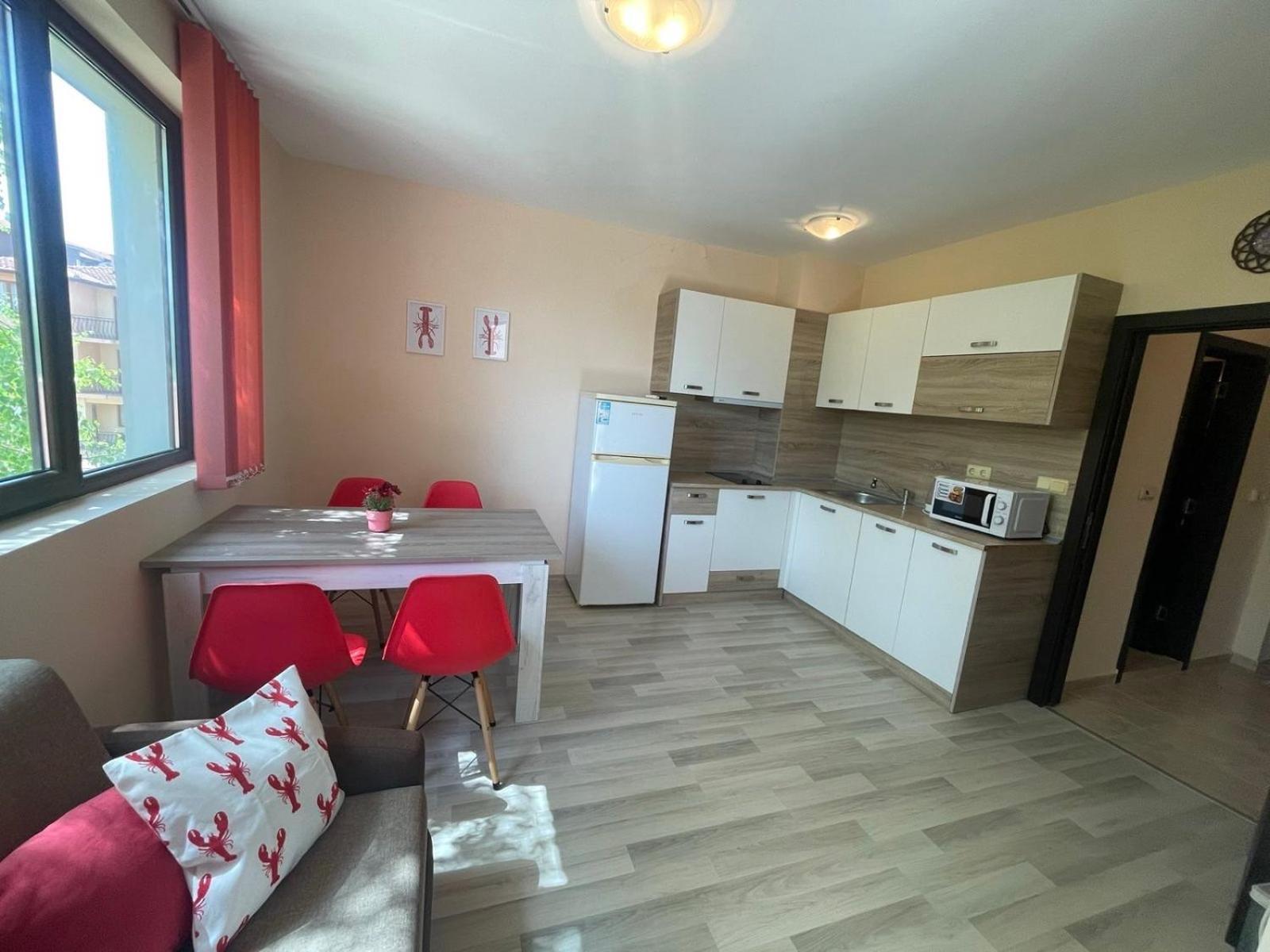 Private Apartments In Apolon Ravda Exteriér fotografie